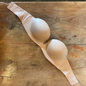 NWOT Victoria’s Secret strapless push-up bra